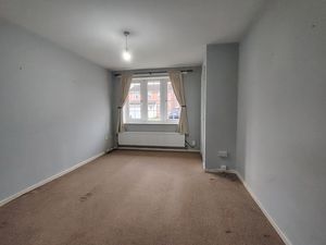 Lounge new- click for photo gallery